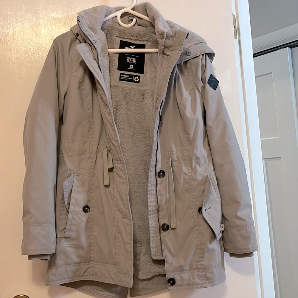 Women’s XS Hollister winter coat.